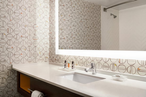 Images Holiday Inn Orlando-International Airport by IHG