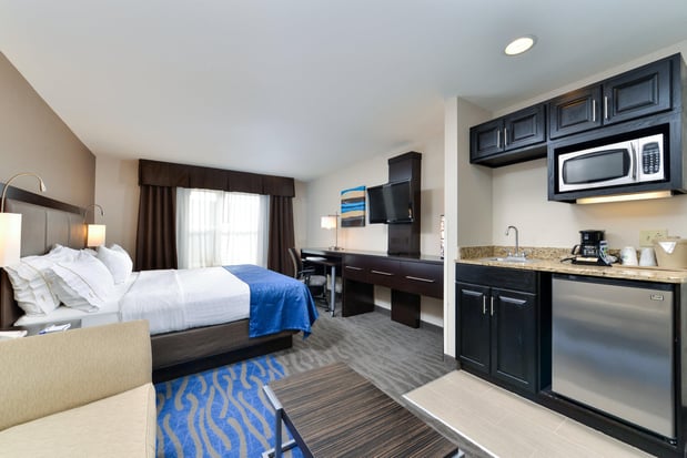 Images Holiday Inn Express & Suites St. Louis West-O'Fallon by IHG