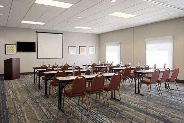 Images Holiday Inn Express & Suites St. Petersburg North (I-275) by IHG