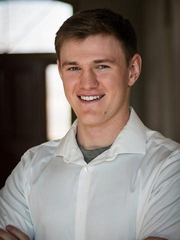 Images Jordan Fraedrich - Mutual of Omaha