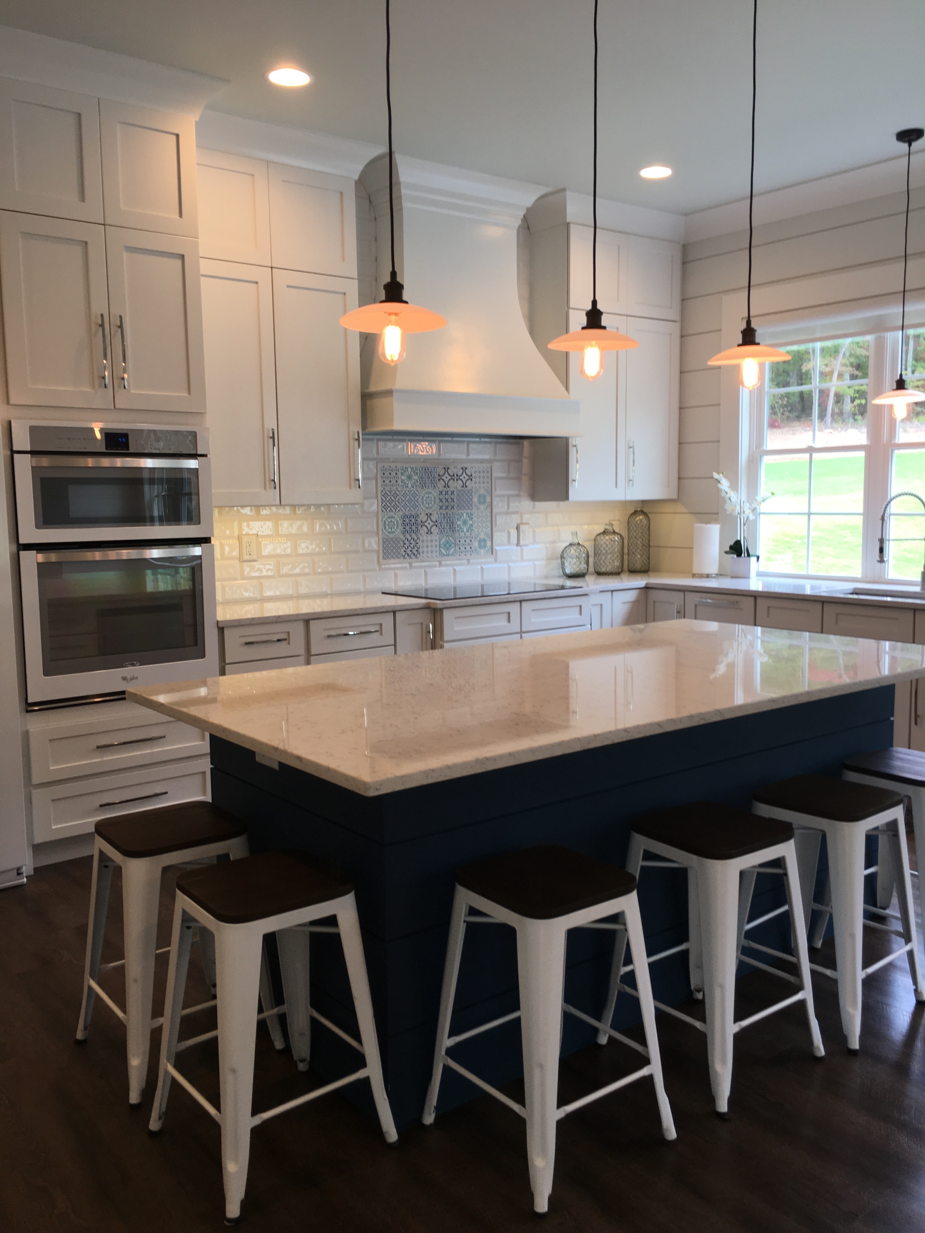 Are you in need of getting a custom home built, a kitchen remodel, a bathroom remodel, or adding a home addition? Contact us today!