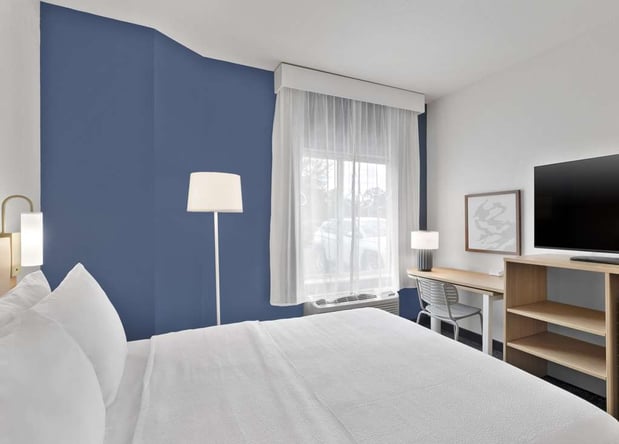 Images Spark by Hilton Orlando near SeaWorld