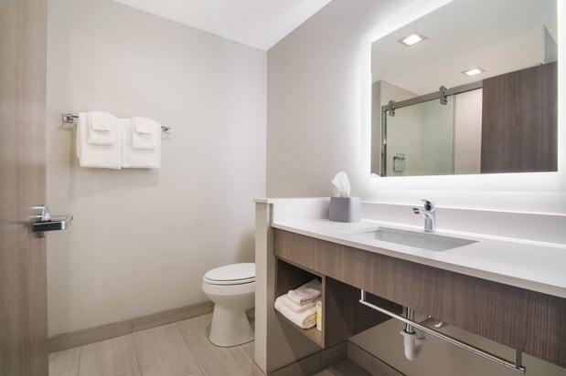 Images Holiday Inn Express & Suites Springdale - Fayetteville Area by IHG
