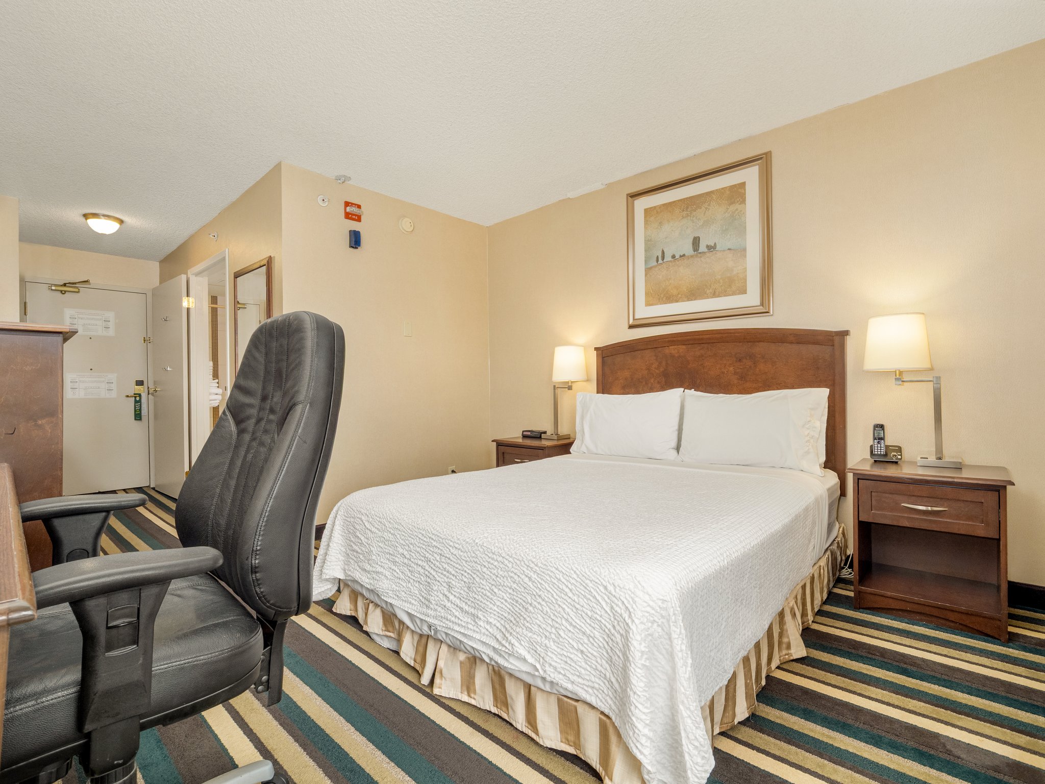 Images Holiday Inn Conference Ctr Edmonton South by IHG