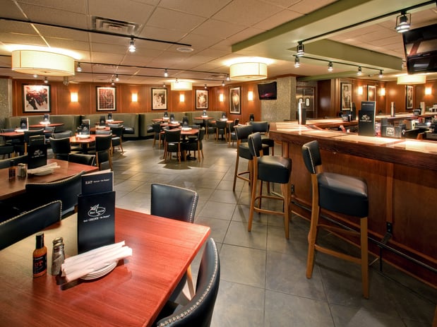 Images Holiday Inn & Suites Chicago North Shore (Skokie) by IHG