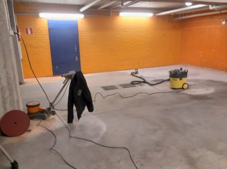 Images Maalausliike Ari Naskali Ky