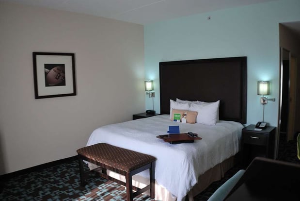 Images Hampton Inn & Suites Nashville @ Opryland