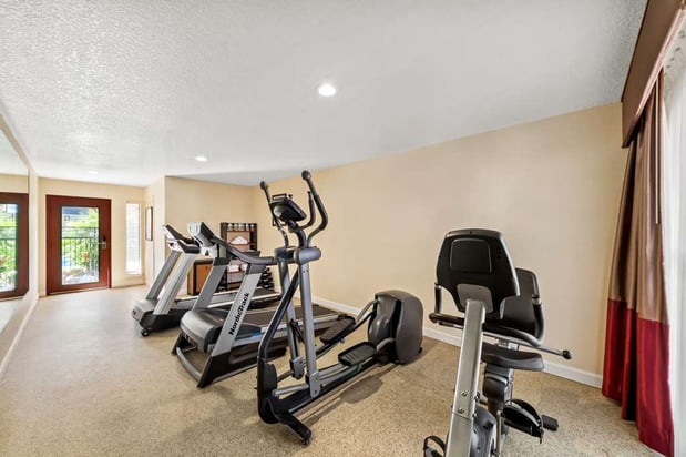 Images SureStay Plus by Best Western San Antonio Fiesta Inn