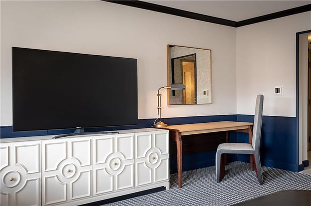 Images Hilton Orrington/Evanston
