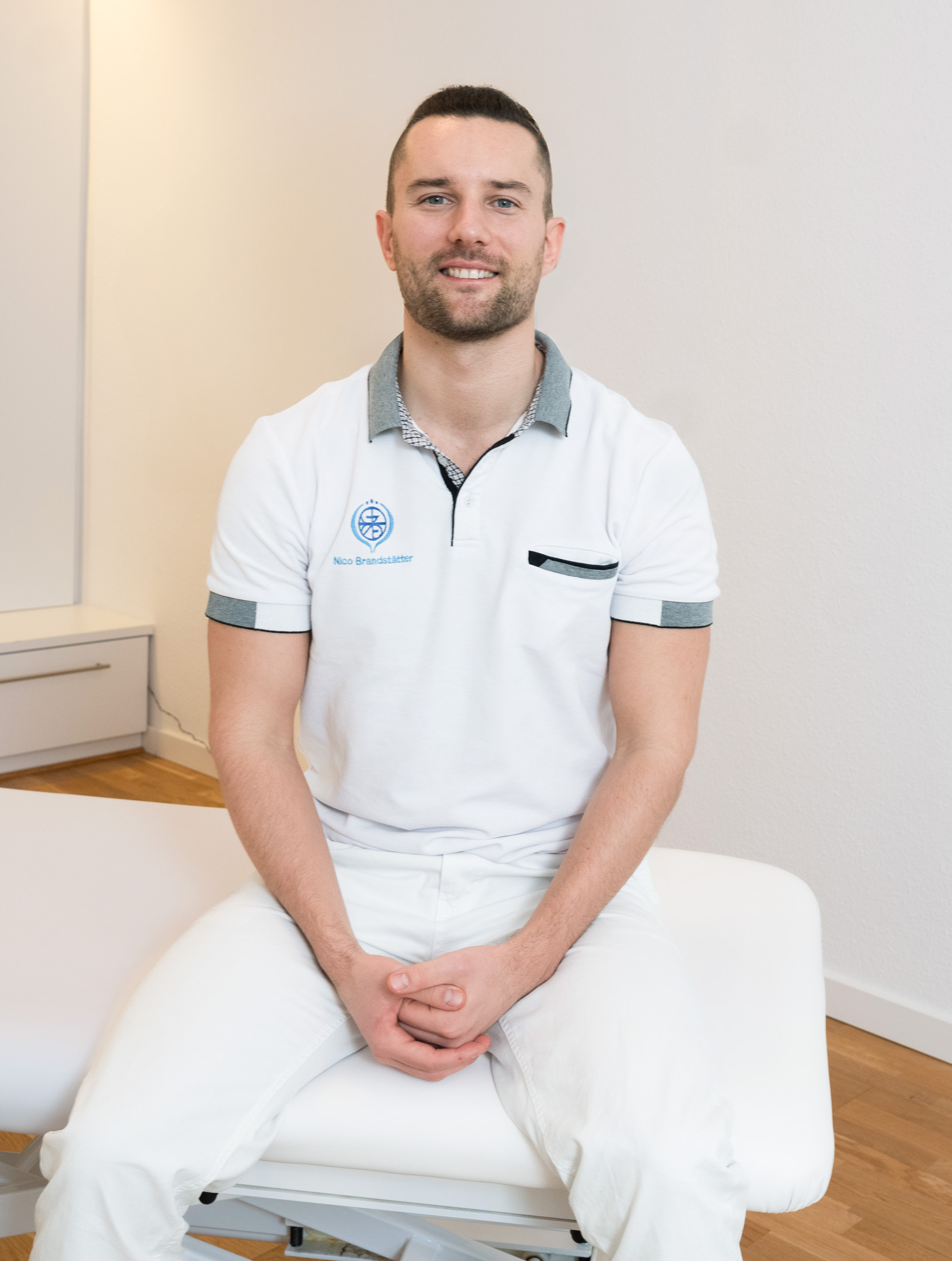 Bilder Osteopathie Praxis - Nico Brandstätter