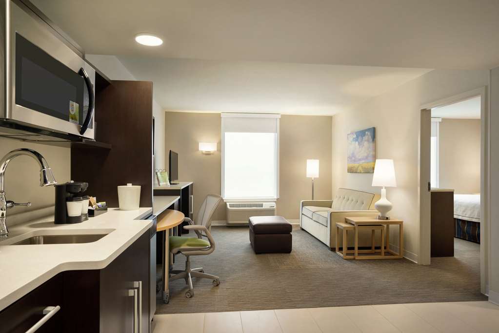Guest room