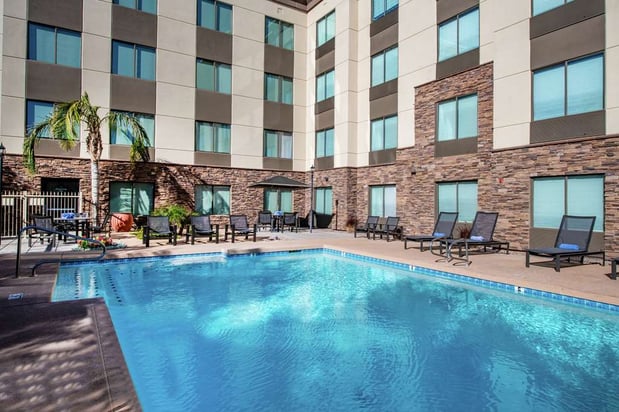 Images Hampton Inn Phoenix-Airport North