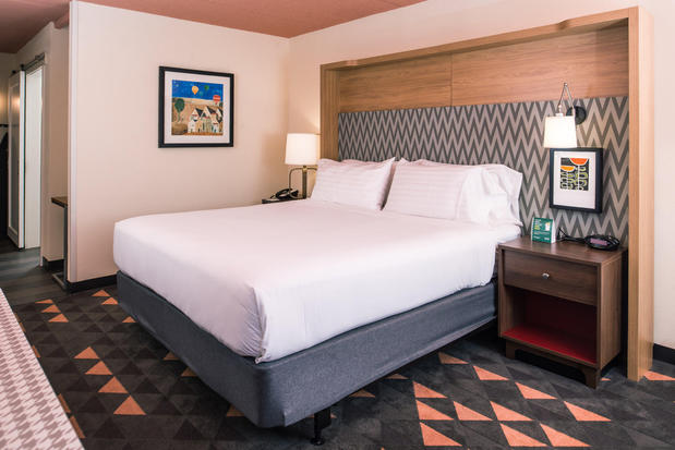 Images Holiday Inn Auburn-Finger Lakes Region by IHG