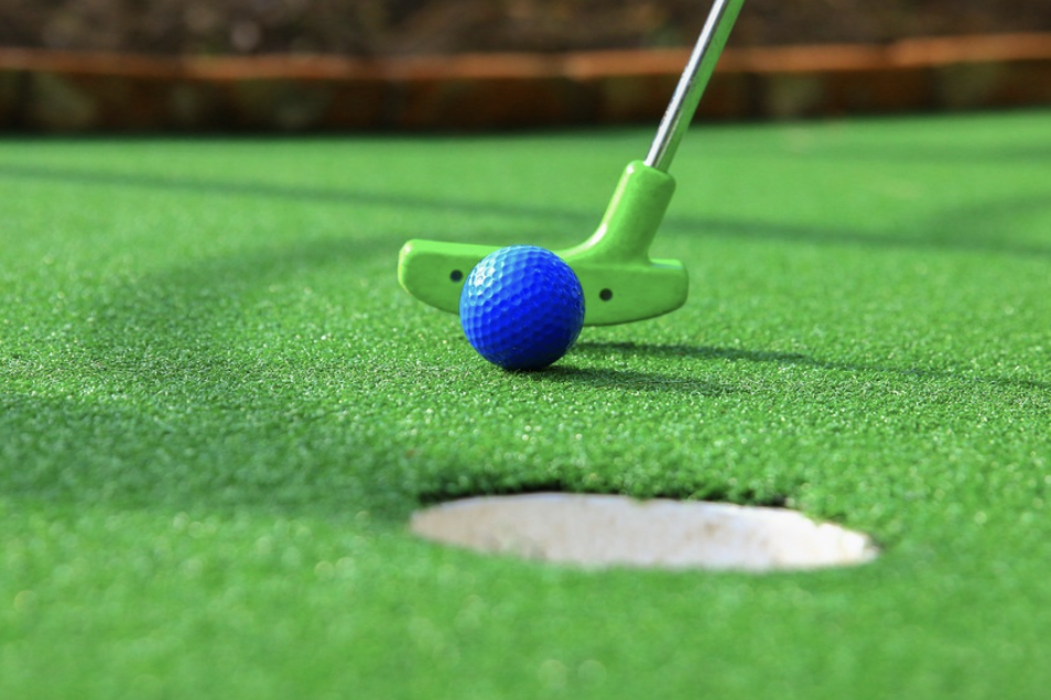 Mini Golf at Malibu Jack's Thornton