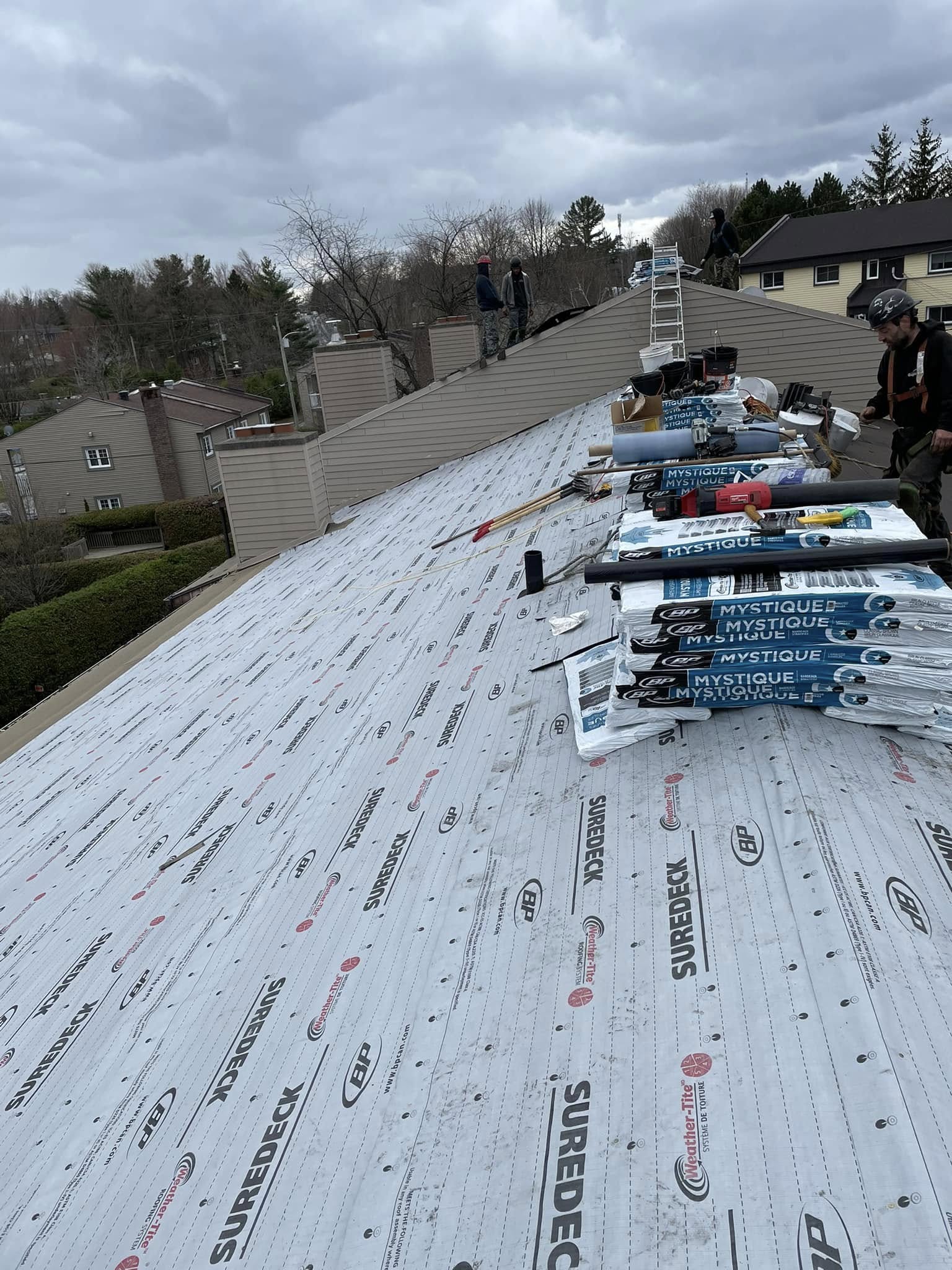 Images Toitures de l'Estrie - Couvreur, Toiture résidentielle et commerciale Sherbrooke
