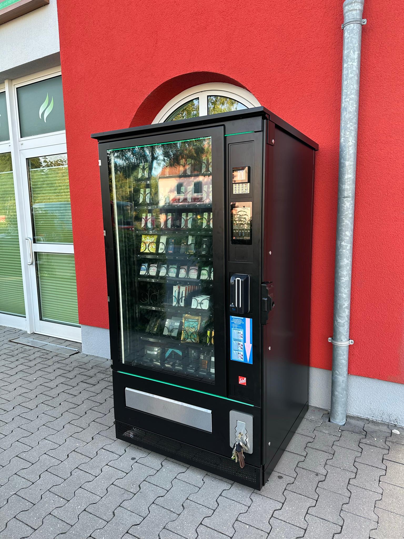 mediCig -  Vape 24/7 Automat Fürth
Schwabacher Str. 261
90763 Fürth
Öffnungszeiten: 24 Stunden geöffnet