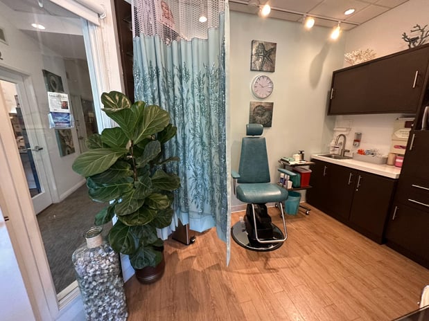 Images Launa Stone, R.N.