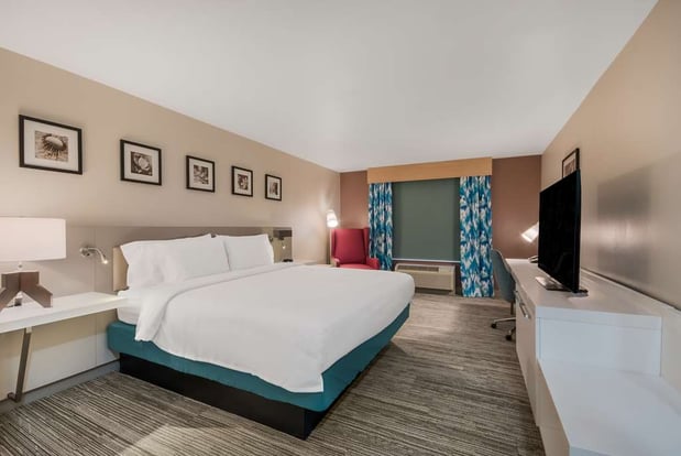 Images Hilton Garden Inn Oklahoma City Midtown