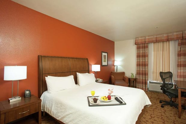 Images Hilton Garden Inn Tulsa Airport