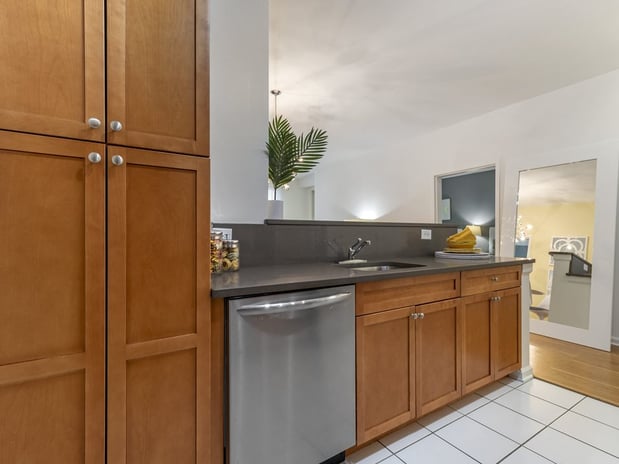 Images Pier Village Apartments