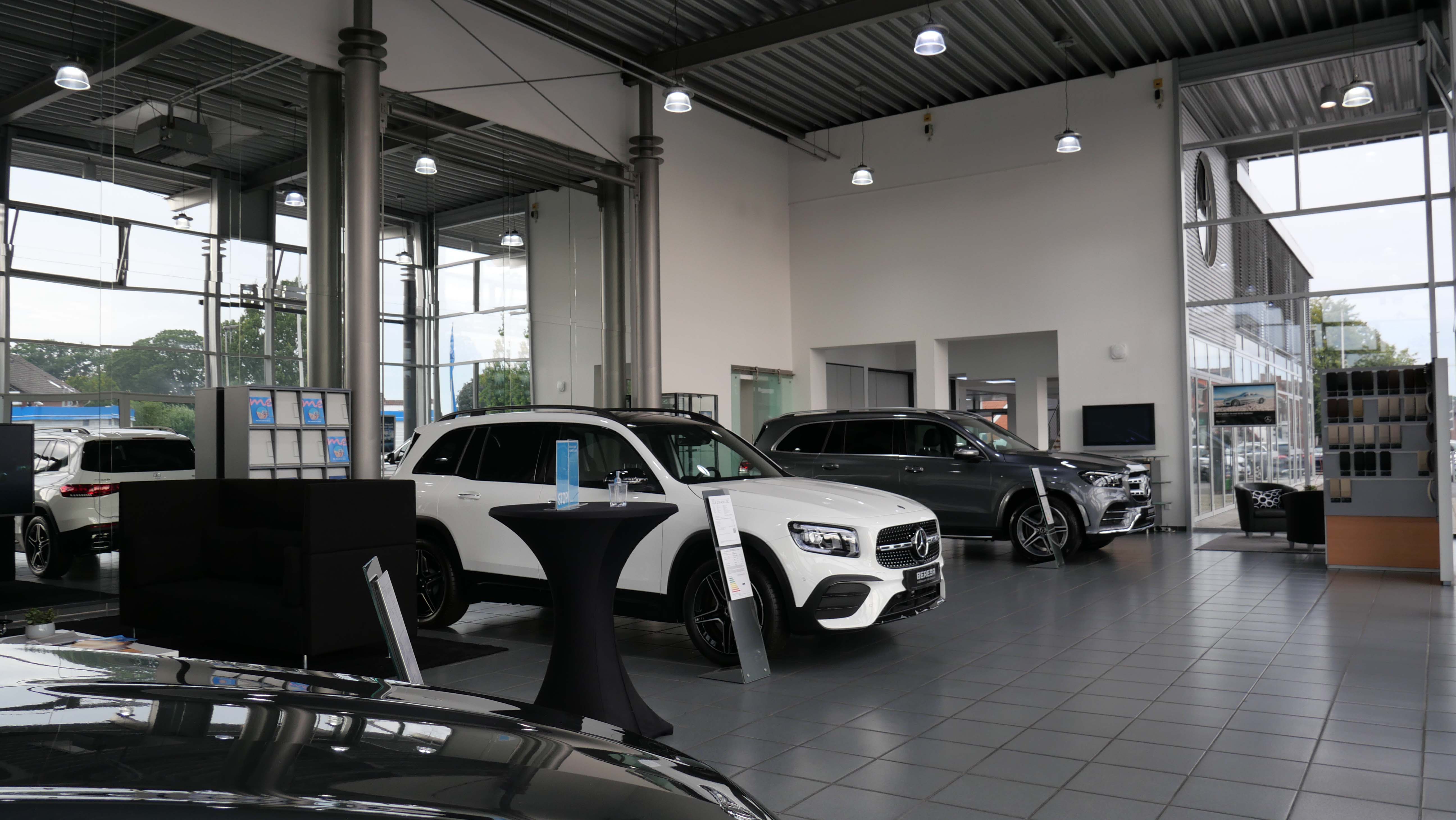 Mercedes-Benz Beresa Emsdetten Showroom Ausstellung