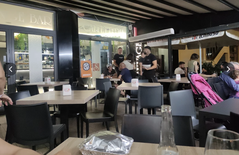 Images Pizzeria Sauvage Lounge Bar