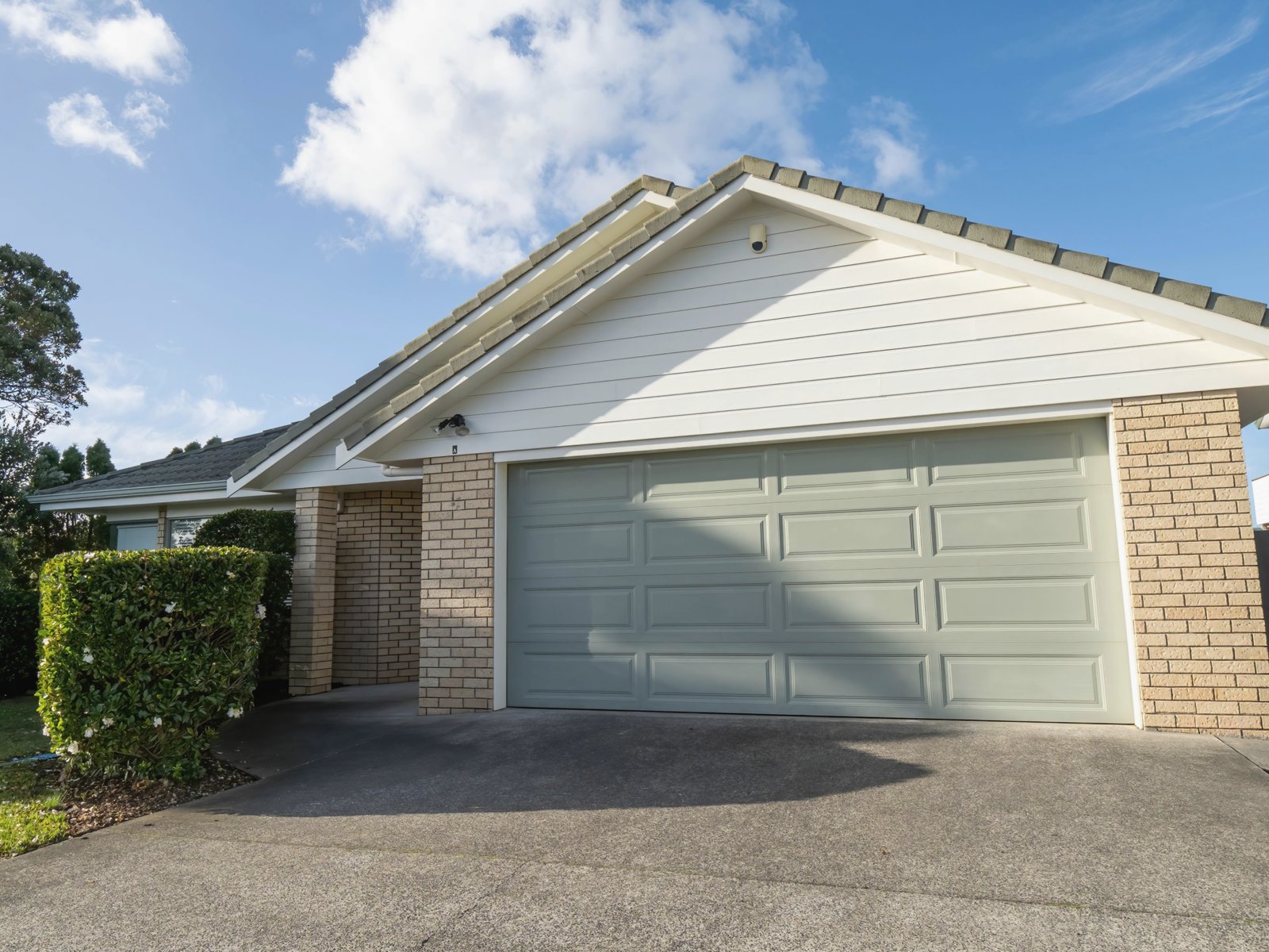 Yeinwoo Garage Door Repair