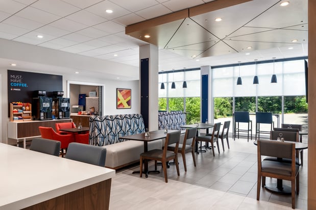 Images Holiday Inn Express & Suites Pittsfield-Lenox-Berkshires by IHG