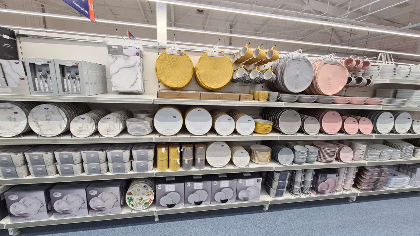 B&M's brand new store in Doncaster stocks an extensive range of kitchen essentials, from cookware and utensils to placemats, dinnerware and glassware.
