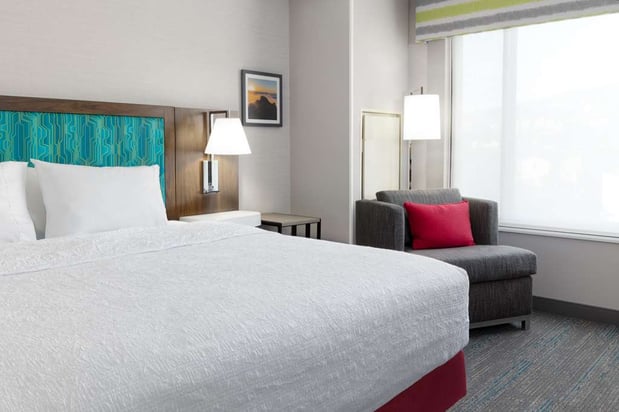 Images Hampton Inn & Suites Porter Ranch Los Angeles