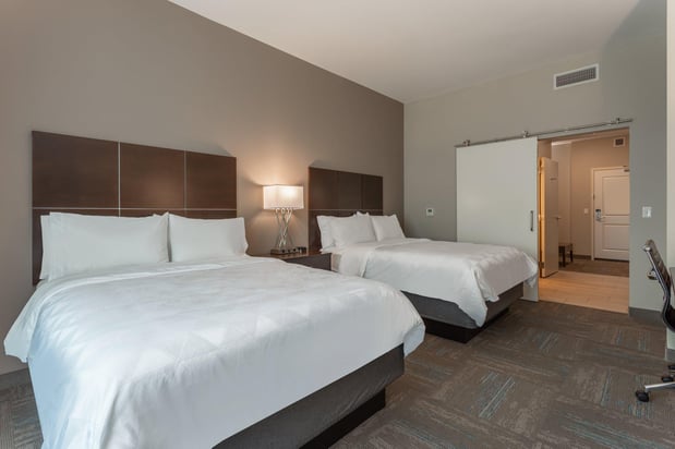 Images Holiday Inn & Suites Jefferson City by IHG