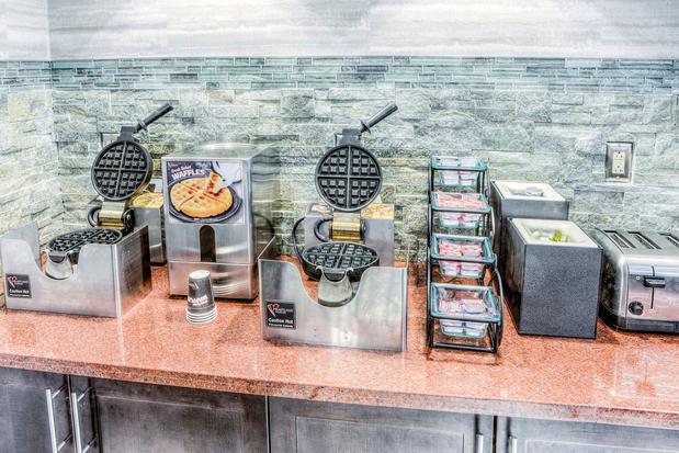 Images Staybridge Suites Columbus OSU-Medical Center by IHG