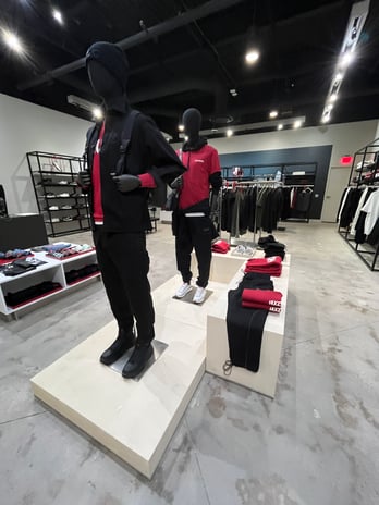 Images HUGO Store - LV Fashion Show