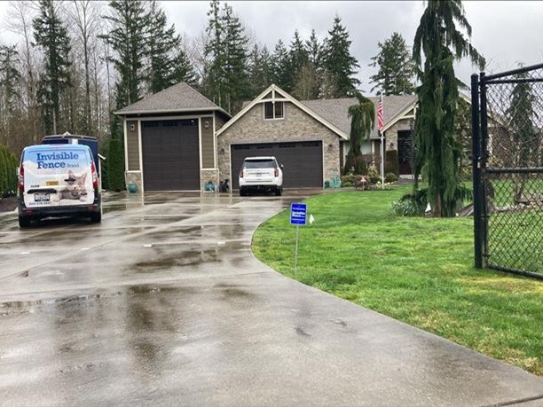 Invisible Fence installation in Puyallup, WA