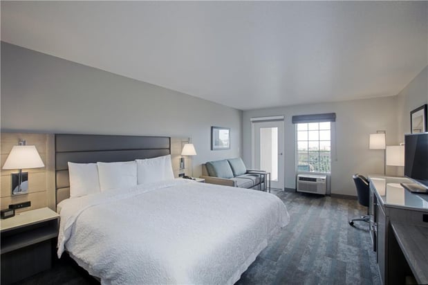 Images Hampton Inn and Suites Hermosa Beach