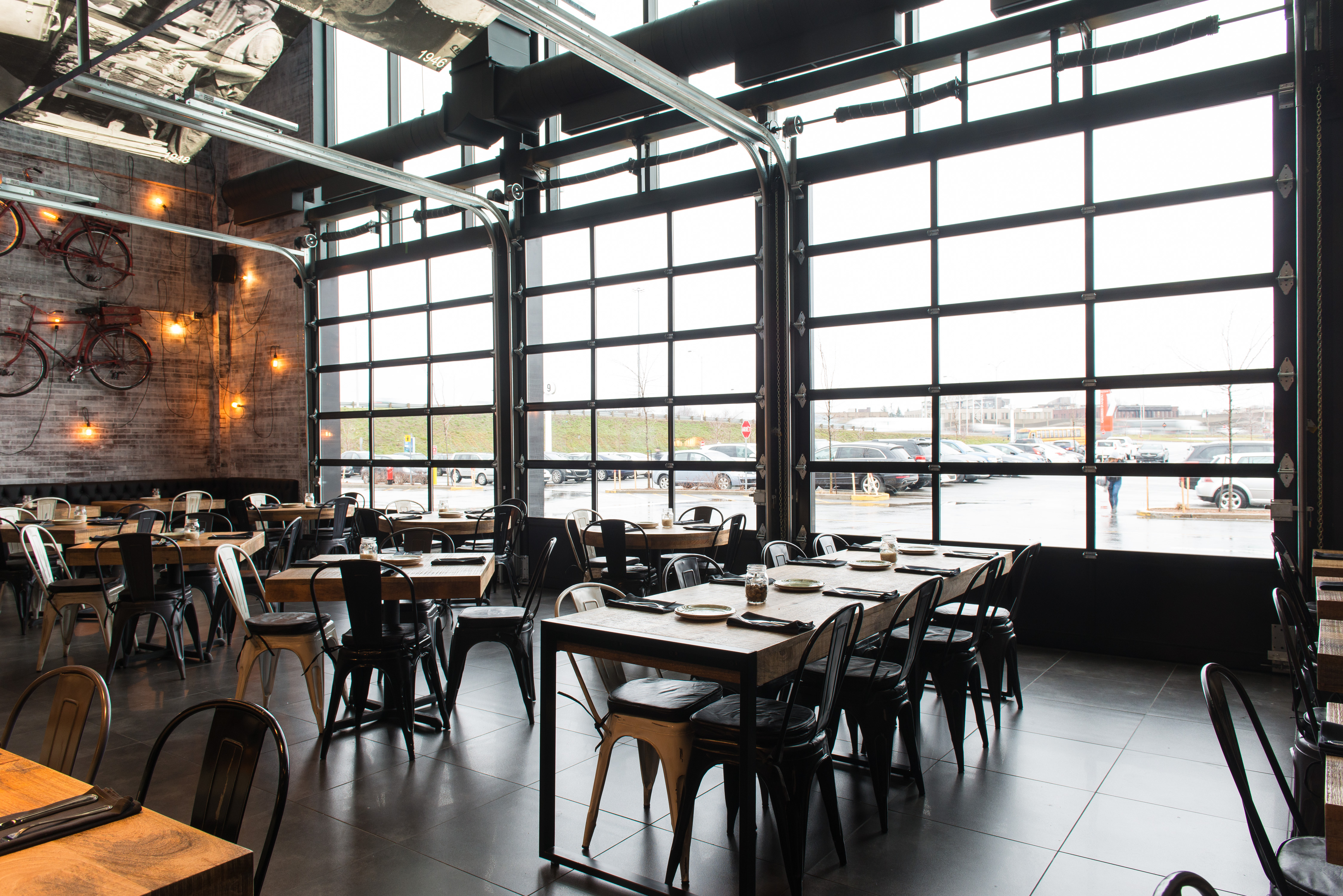 Images Industria Pizzeria + Bar