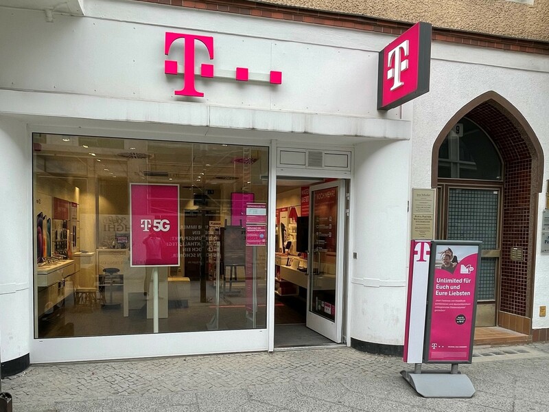 Telekom Shop, Gorkistr. 9 in Berlin