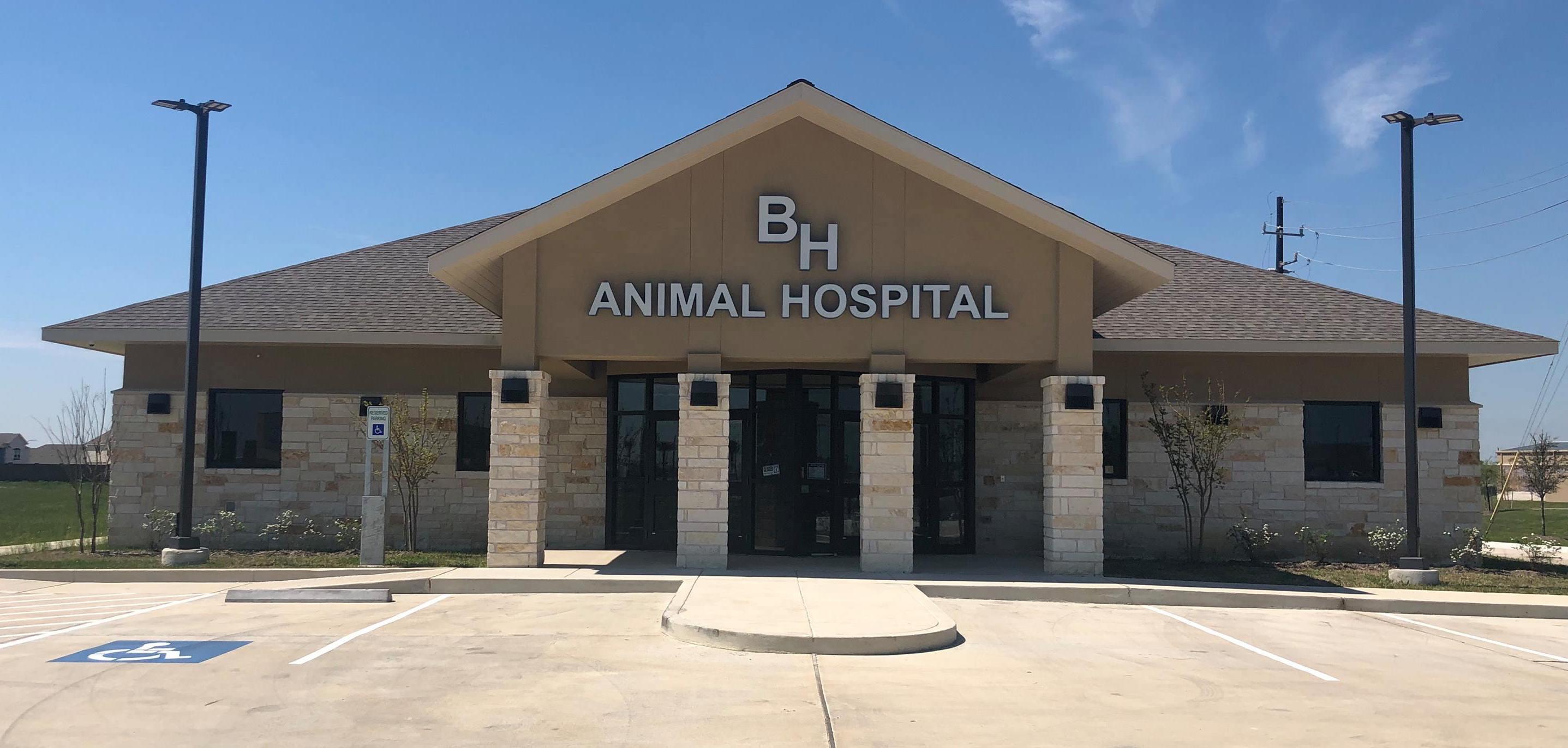 Barbers Hill Animal Hospital - Mont Belvieu, TX 77523 - (281)784-0448 | ShowMeLocal.com