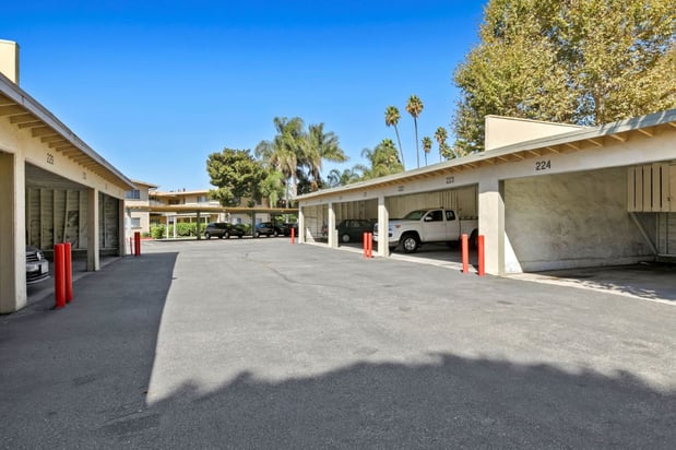 Images Gloria Homes Apartments