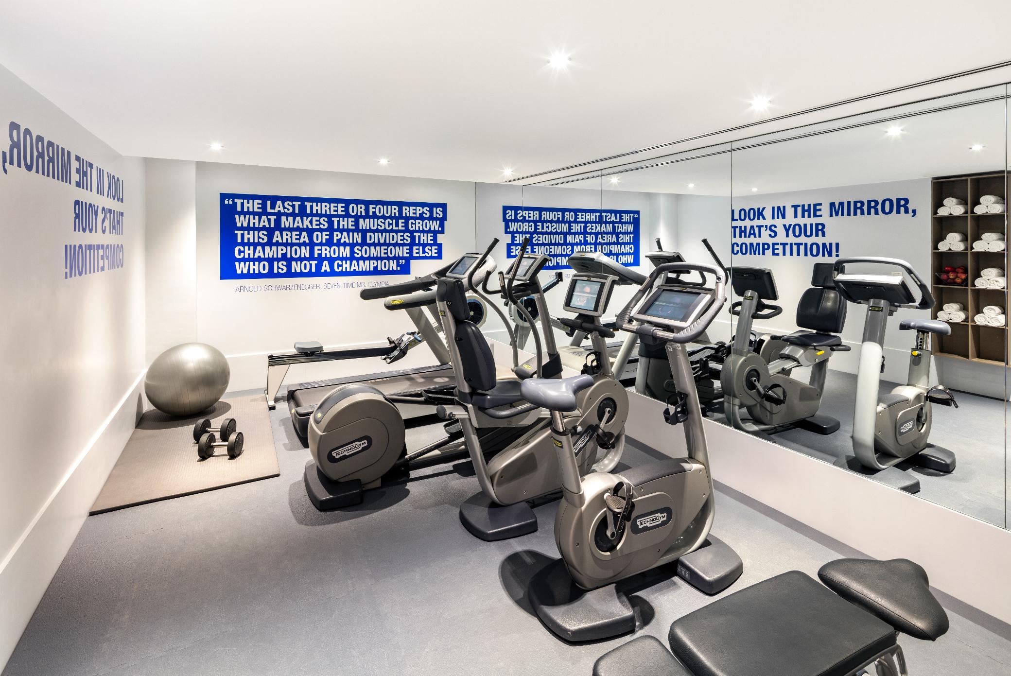 Gym Radisson Blu Edwardian Hampshire Hotel, London London 020 7839 9399