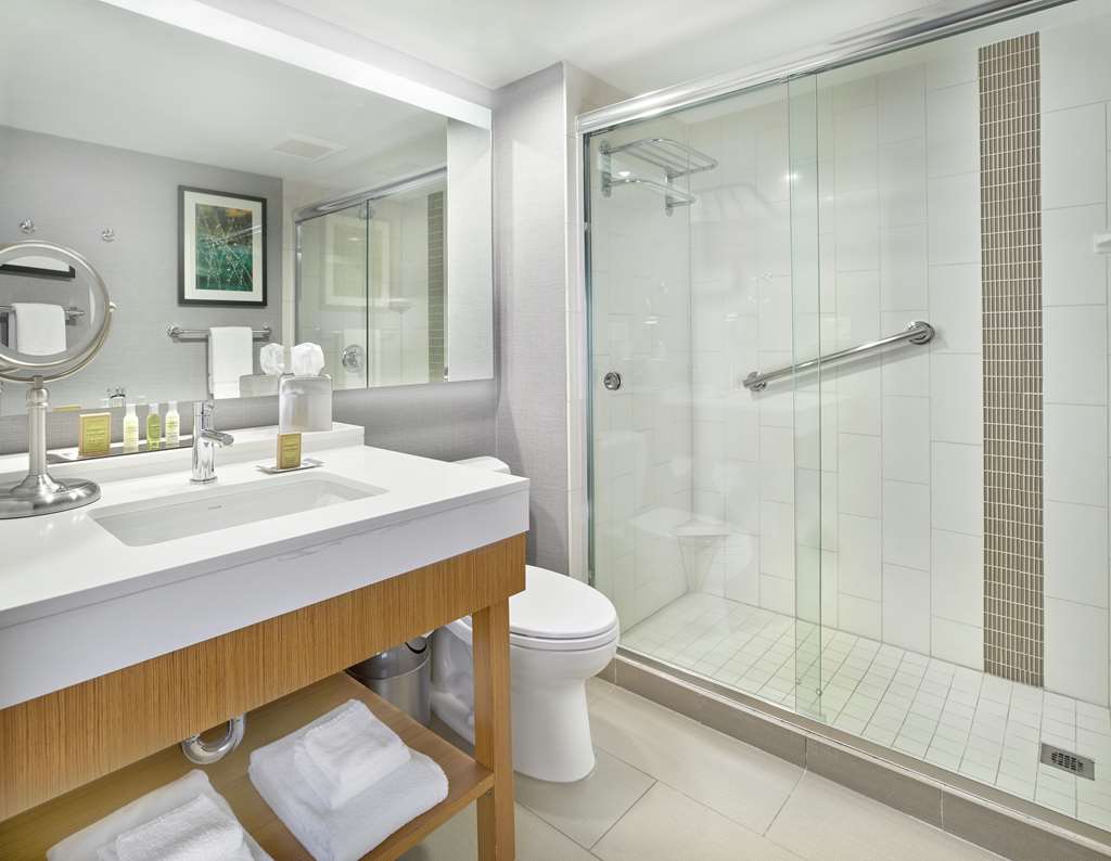 Images DoubleTree by Hilton Edmonton Downtown