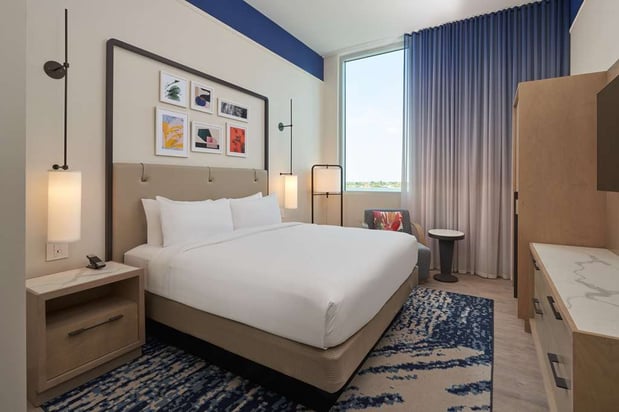 Images SERENA Hotel Aventura Miami, Tapestry Collection by Hilton