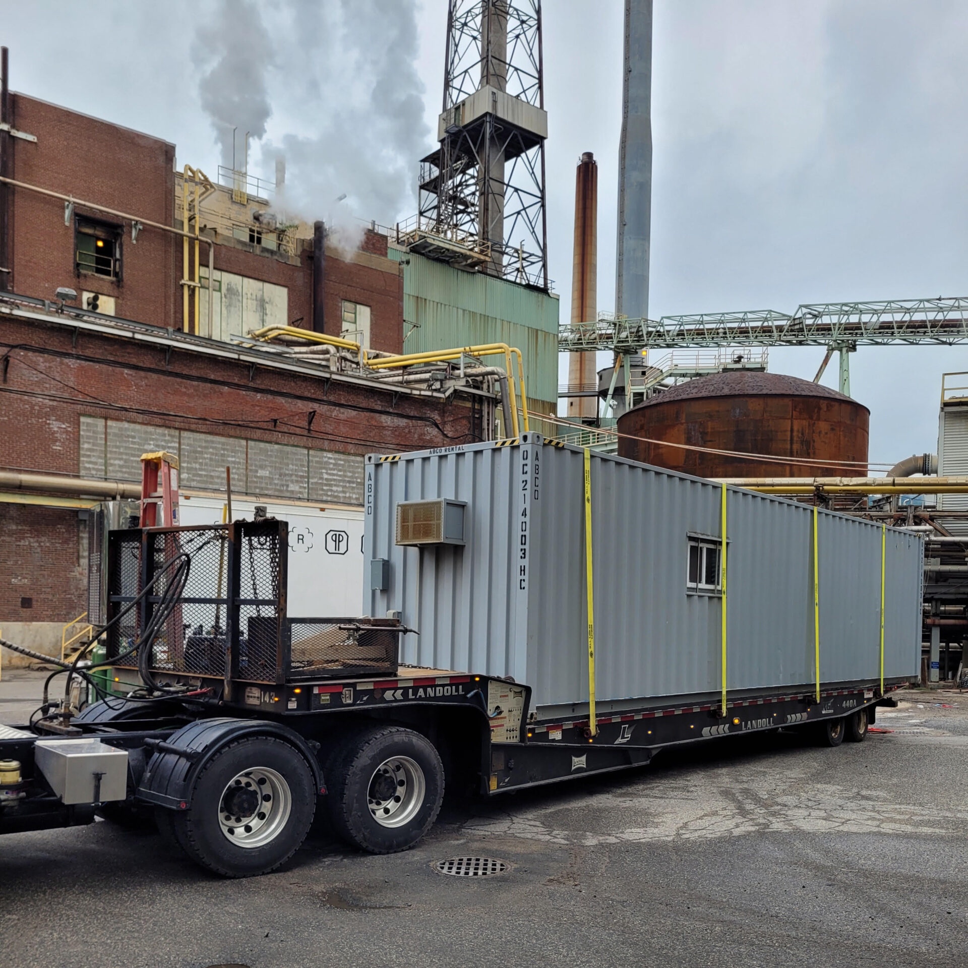 Abco Rental & Storage, Inc. picked up a 40’ ground office rental at Rumford Paper Mill in Rumford, M 