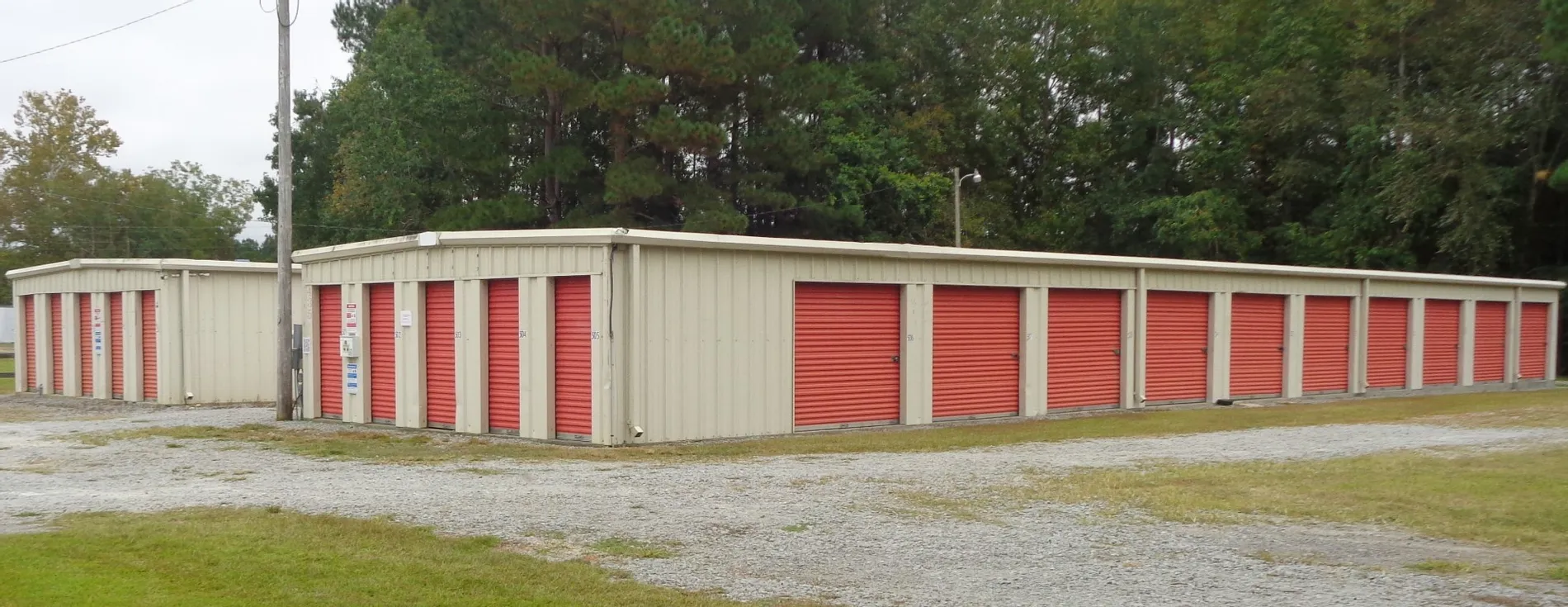 Month-to-month self-storage rentals in Loris, South Carolina