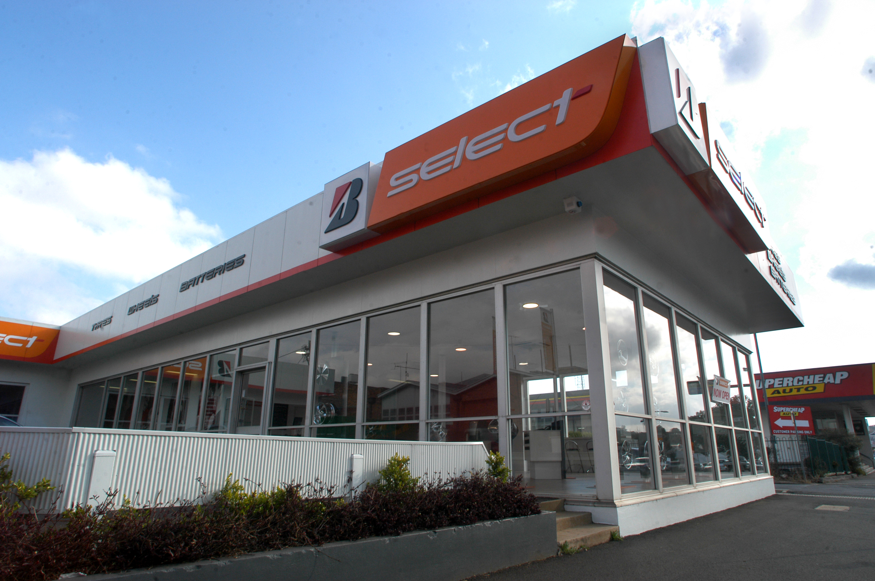 Images Bridgestone Select Tyre & Auto Toowoomba City