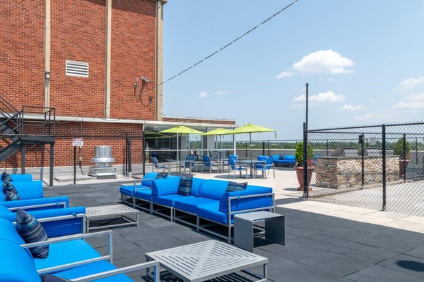 Images The Carlyle Apartment Homes