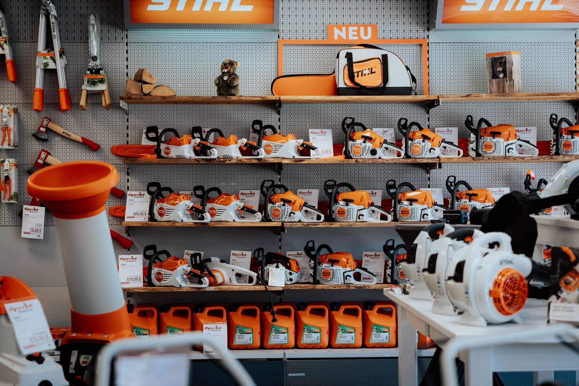 Specht Reepsholt e. K., Reepsholter Hauptstraße 17 in Friedeburg