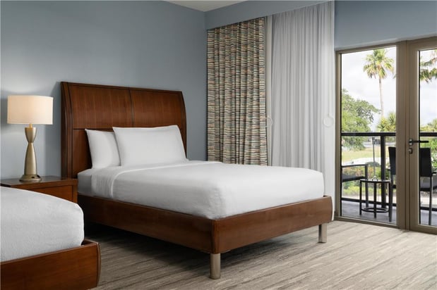 Images Hilton Garden Inn Charleston Waterfront/Downtown