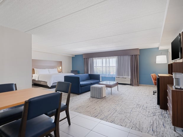 Images Holiday Inn Express & Suites Augusta West - Fort Eisenhower by IHG