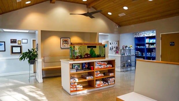 Images Floral Parkway Animal Hospital